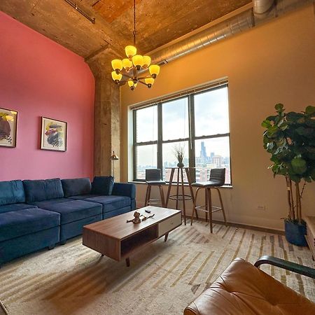 Modern 2Br Loft With Amazing City Skyline View And Optional Parking For 8 Guests Near Mccormick Place And Soldier Field شيكاغو المظهر الخارجي الصورة