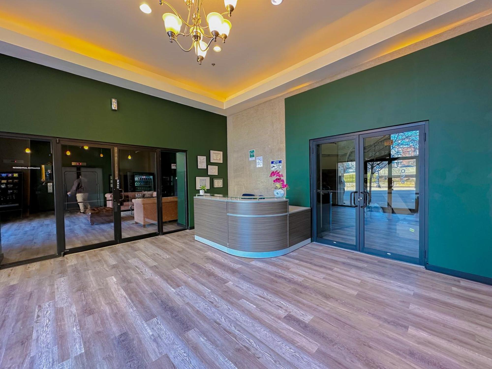 Modern 2Br Loft With Amazing City Skyline View And Optional Parking For 8 Guests Near Mccormick Place And Soldier Field شيكاغو المظهر الخارجي الصورة