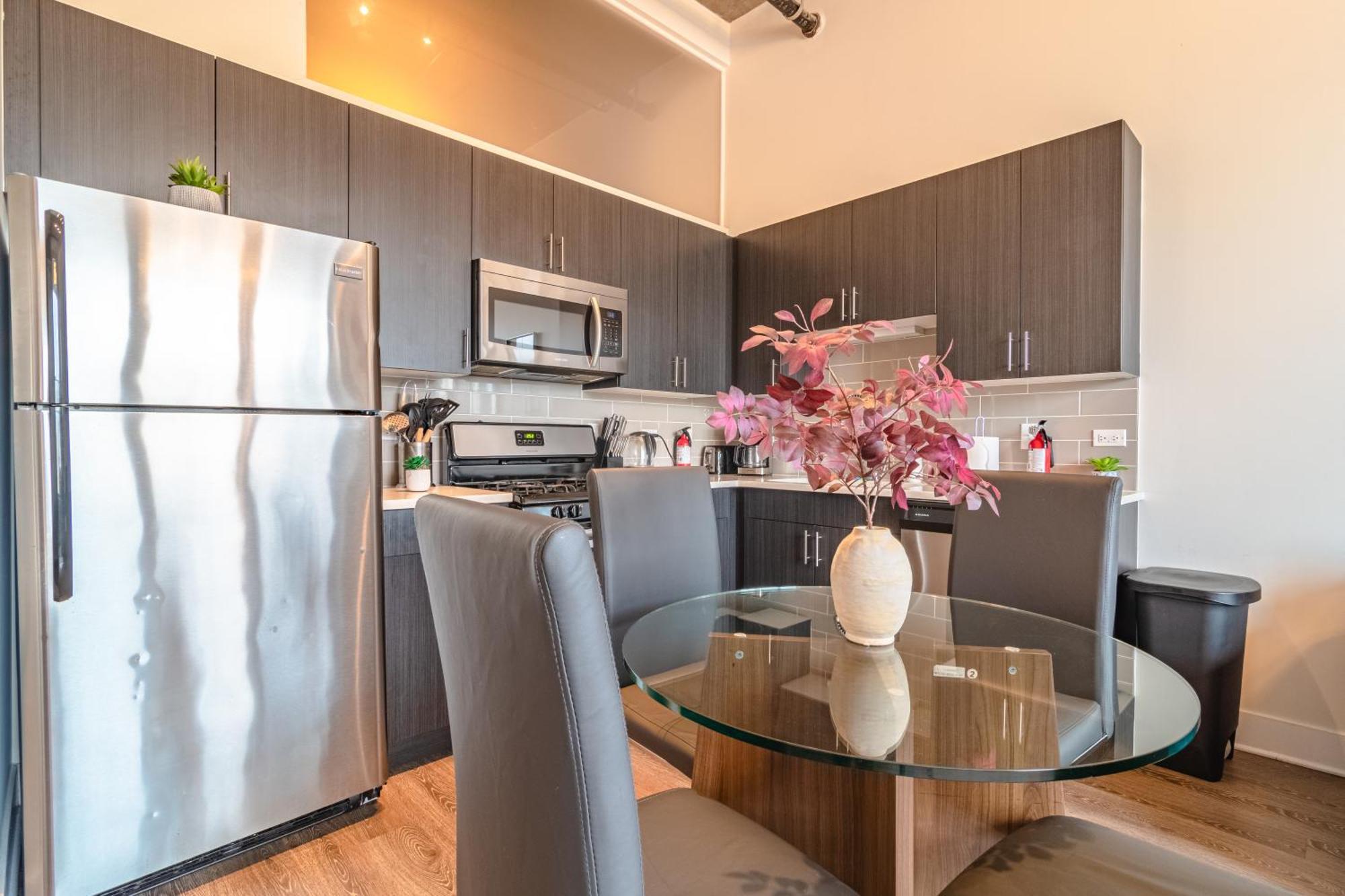 Modern 2Br Loft With Amazing City Skyline View And Optional Parking For 8 Guests Near Mccormick Place And Soldier Field شيكاغو المظهر الخارجي الصورة